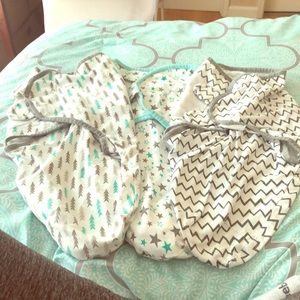 Used pack of three swaddled cotton !
